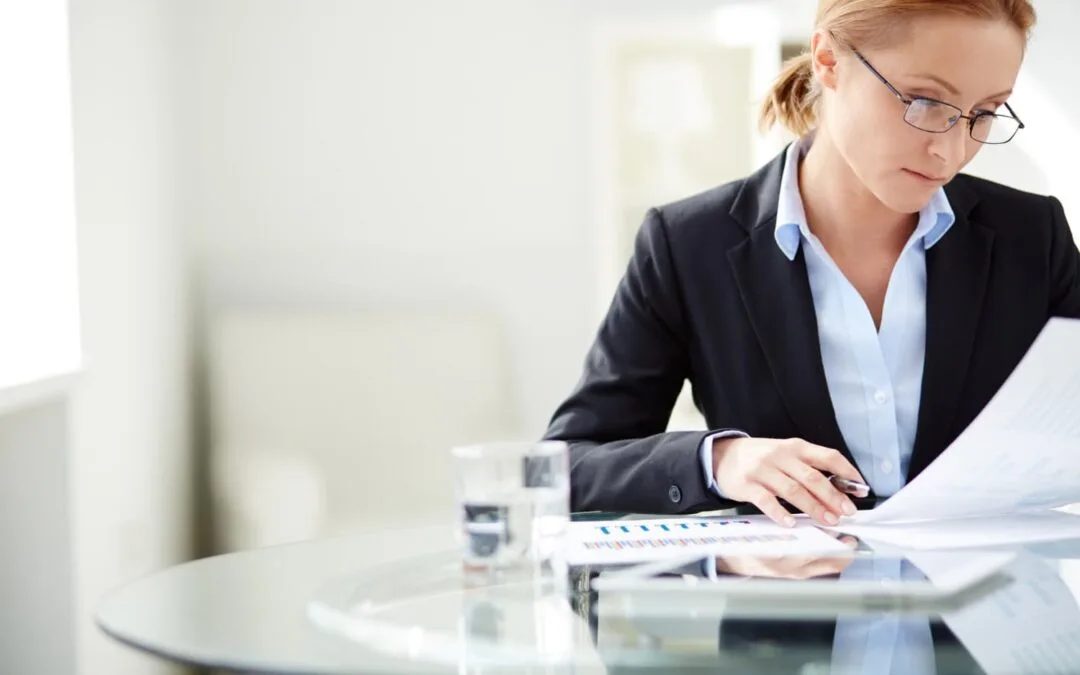 Gestoría contable: ¿Cuándo y por qué externalizar la contabilidad de tu negocio?